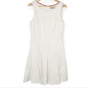 Eliza J White Textured A Line Sleeveless Stretchy Dress